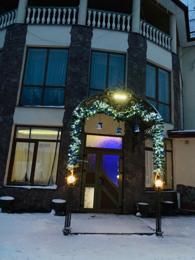Отель Pid Yavorom Ивано-Франковск-21