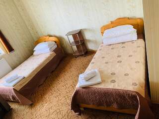 Отель Pid Yavorom Ивано-Франковск Двухместный номер «Комфорт» с 2 отдельными кроватями-3